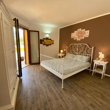 Silvia House Apartament Solanas (Cagliari)
